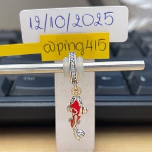 Pandora good fortune carp fish dangle
